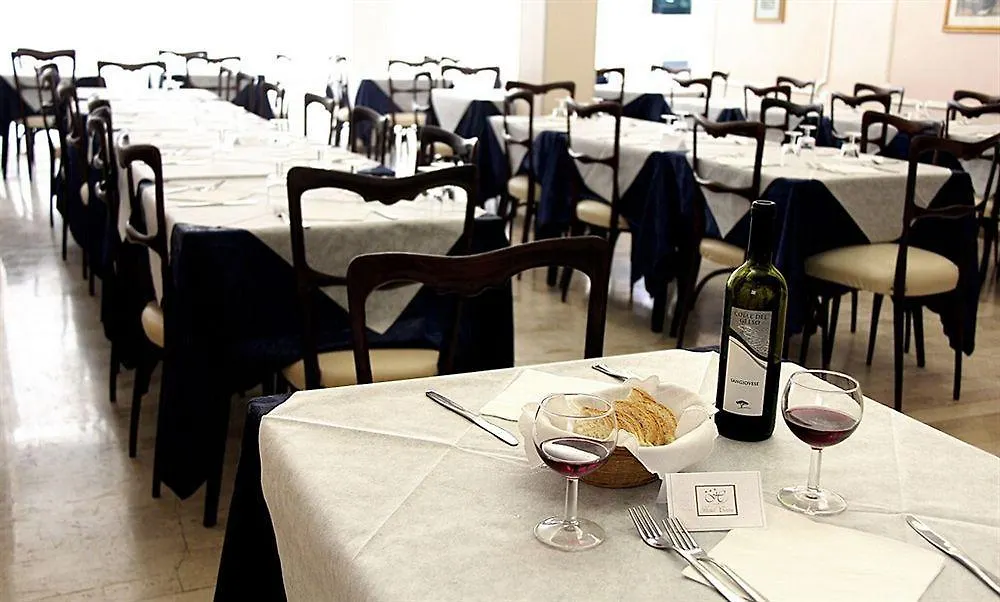 Hotel Cirene Rimini 3*,