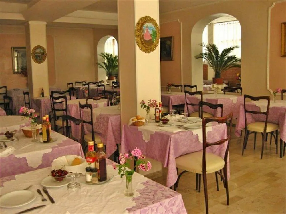 Hotel Cirene Rimini Italy